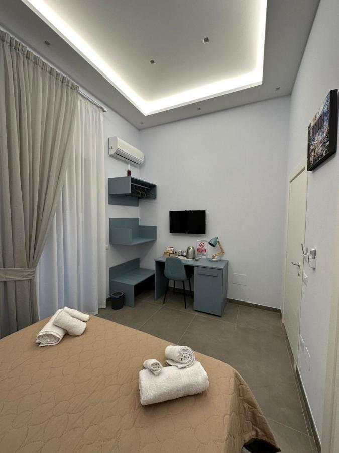 Casa Vacanze Sant'Agostino Naples Luaran gambar